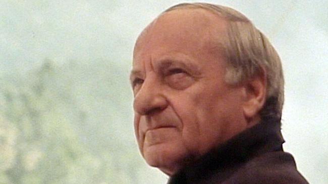 © ORF Porträt des älteren Hermann Gmeiner im Freien