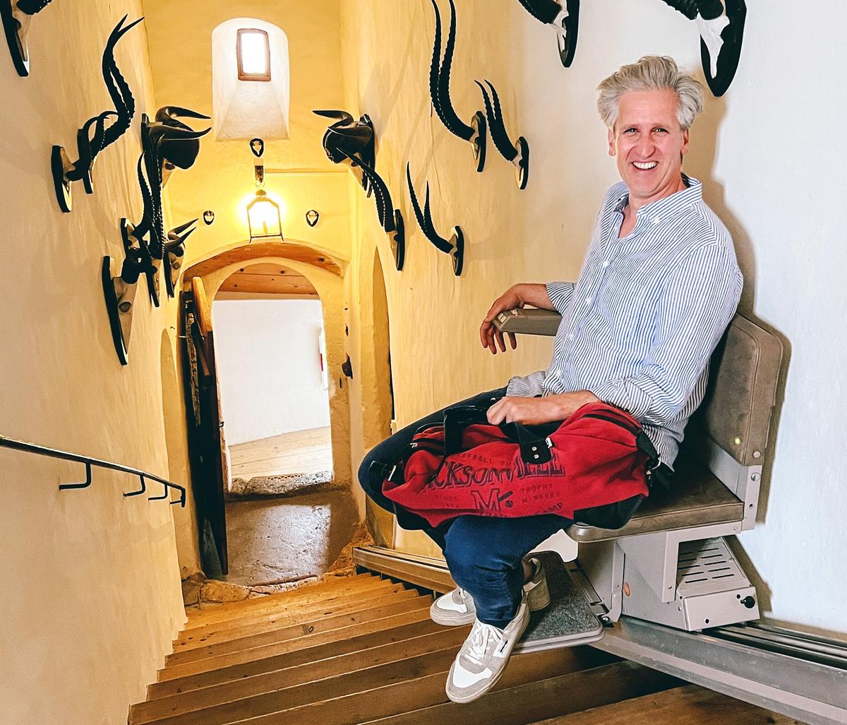 "Herrschaftszeiten! Bei Fam. Orsini-Rosenberg auf Schloss Stein": Johann-Philipp Spiegelfeld zu Besuch auf Schloss Stein