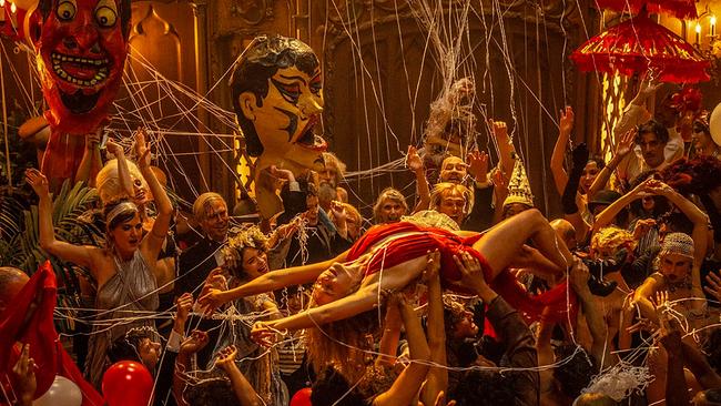 "Babylon" Filmszene des Ekzesses