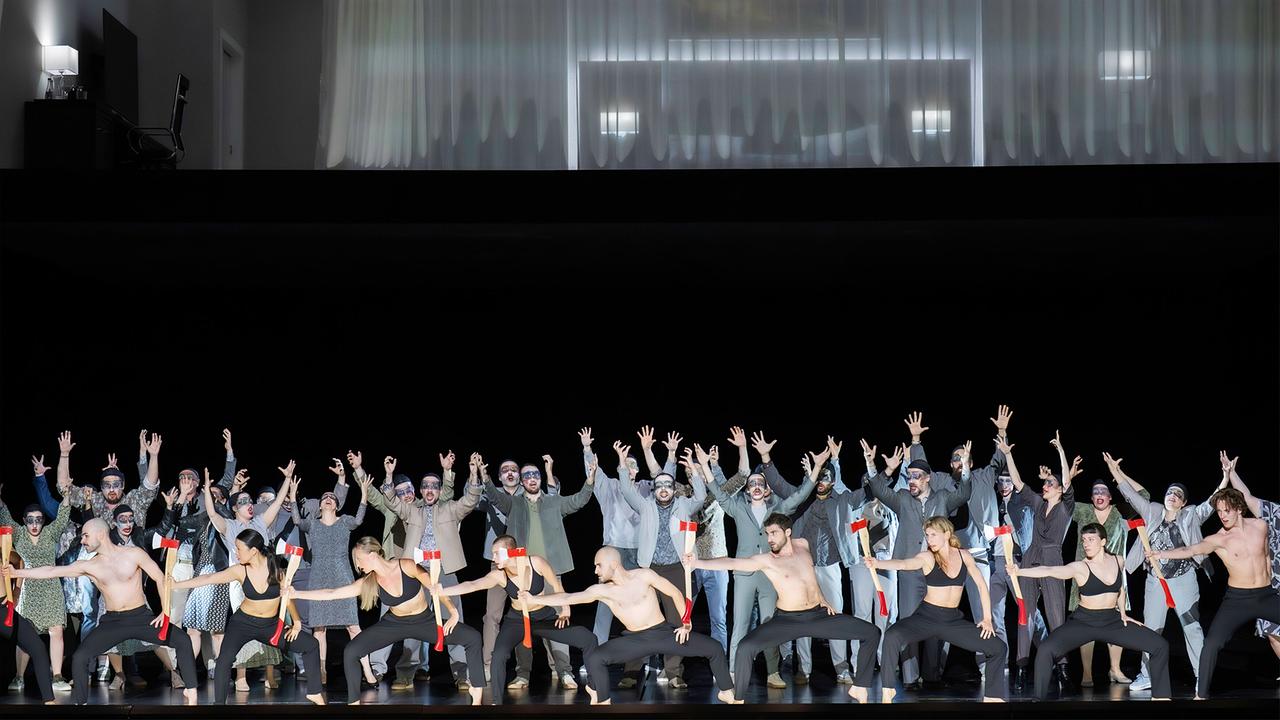 © ORF/Salzburger Festpiele/Monika Rittershaus JedermannJedefrau - Das Salzburger Festspielmagazin 2025 - Folge 5: Tanzchoreographie aus „Hotel Metamorphosis“ mit Cecilia Bartoli