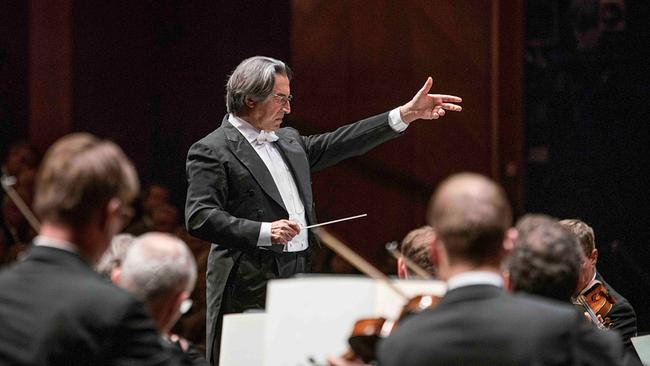 © ORF/Salzburger Festspiele/Marco Borrelli JedermannJedefrau – Das Salzburger Festspielmagazin – Folge 5: Dirigent Riccardo Muti mit den Wiener Philharmonikern