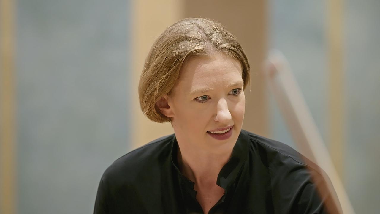 © ORF/Accentus Music/Michael Boomers Joana Mallwitz - Dirigentin: Der Weg nach Berlin