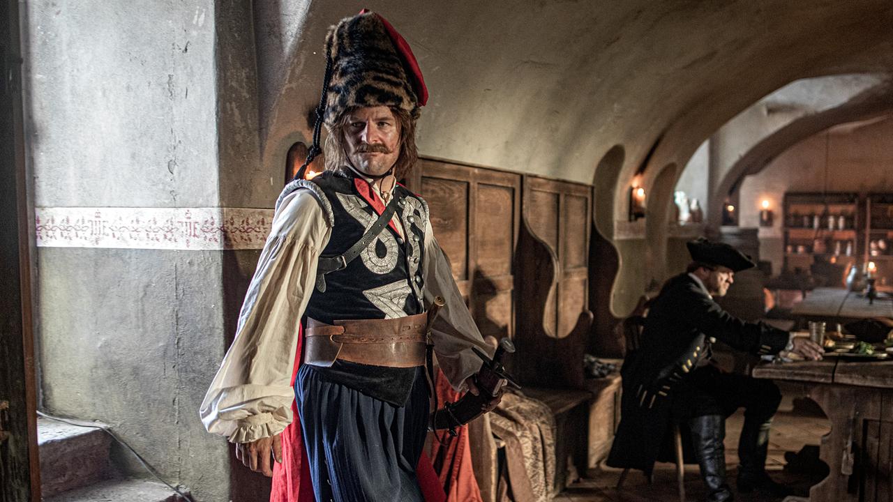 © ORF/MR Film/Czech Television/Křepelka Mikuláš Maria Theresia (3): Philipp Hochmair (Baron Trenck)
