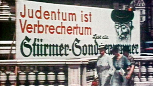 "Menschen & Mächte: Alter Hass, neuer Wahn": Stürmer-Plakat - Wien 1938