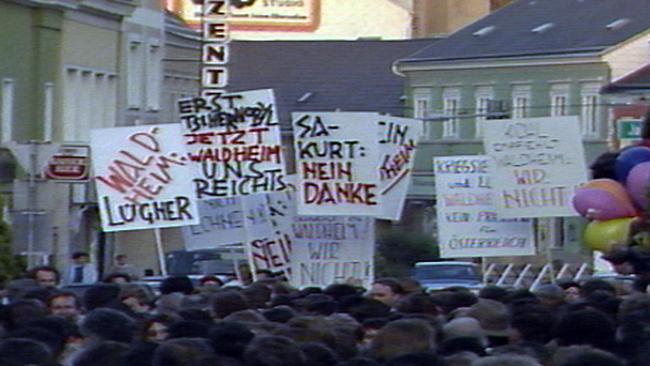 "Menschen & Mächte: Jahrzehnte in Rot Weiß Rot - Die 80er Jahre": Präsidentschaftswahlkampf 86: Proteste gegen Kurt Waldheim