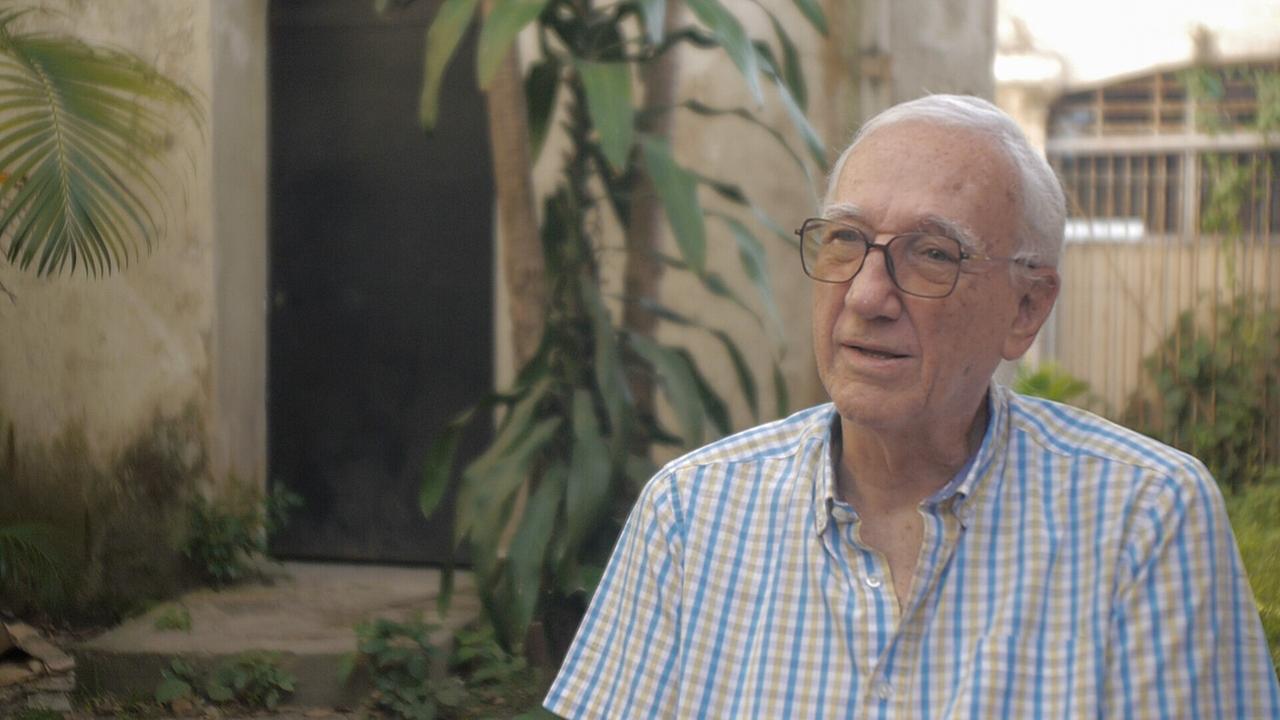 © ORF Nicaragua - Die verratene Revolution: Jesuitenpater José María Tojeiro, Santa Tecla, San Salvador
