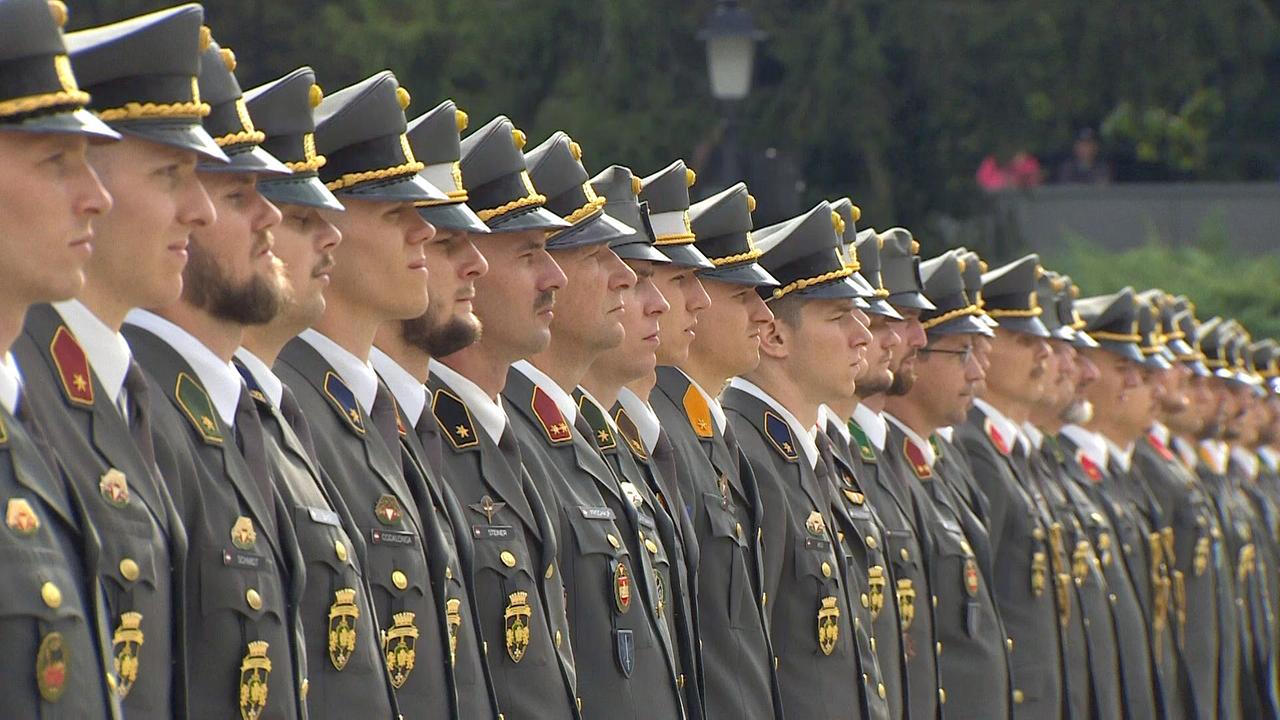 © ORF/Landesstudio Niederösterreich Offiziere bei der Ausmusterung, dem Abschluss ihrer militärischen Ausbildung