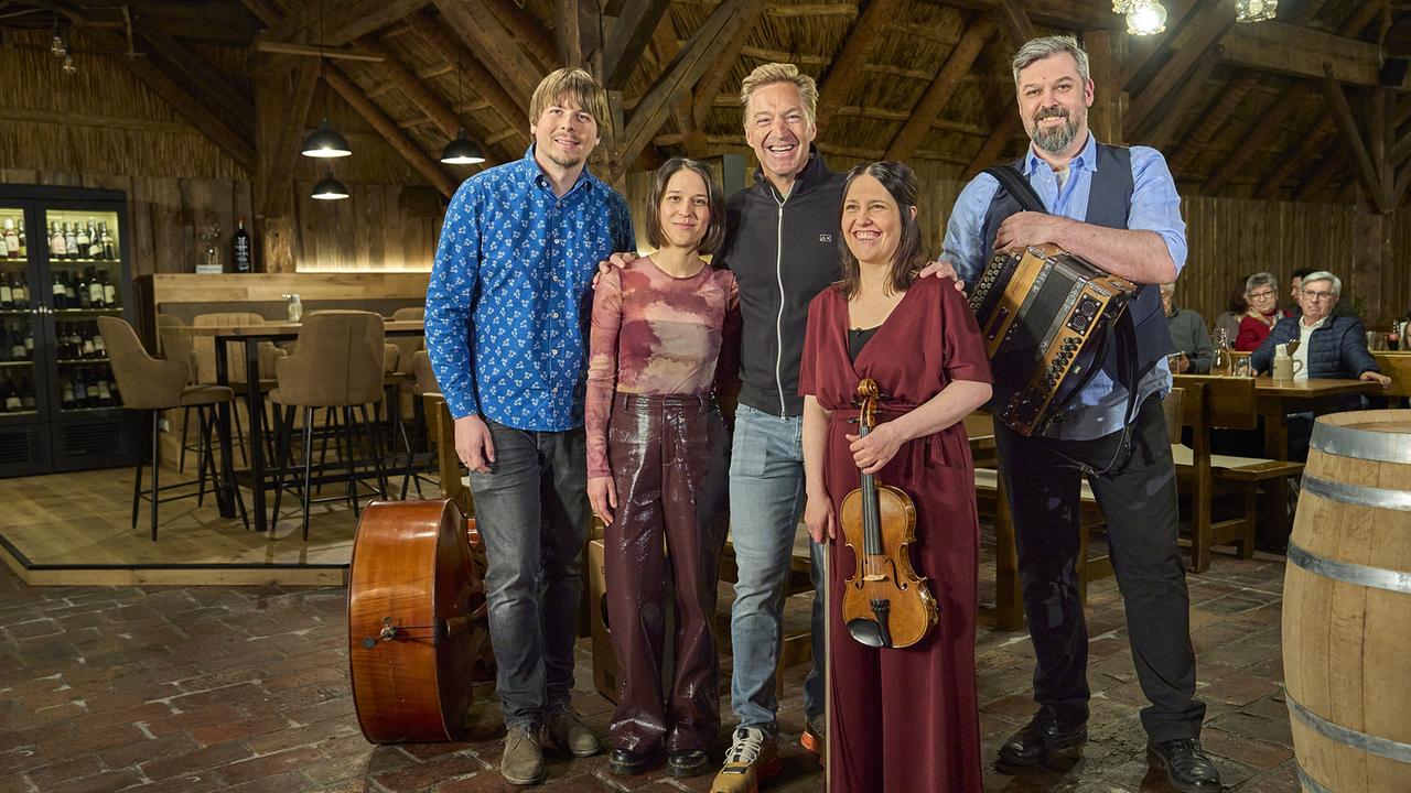 "Österreich vom Feinsten - Burgenland: Von Rust und Mörbisch bis Illmitz": Hans Knauß mit Musikkgruppe IDEMO