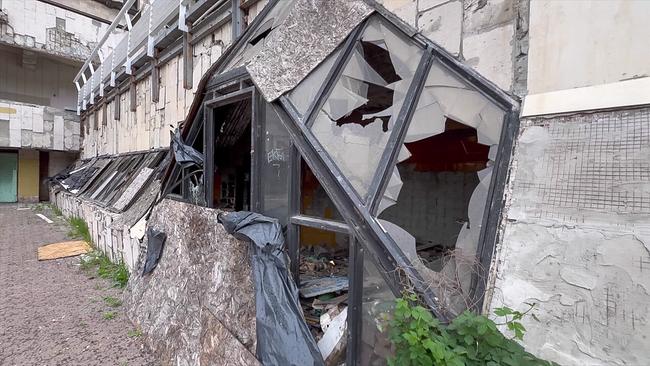 Opernhaus im Bunker - Tanzen in Zeiten des Krieges