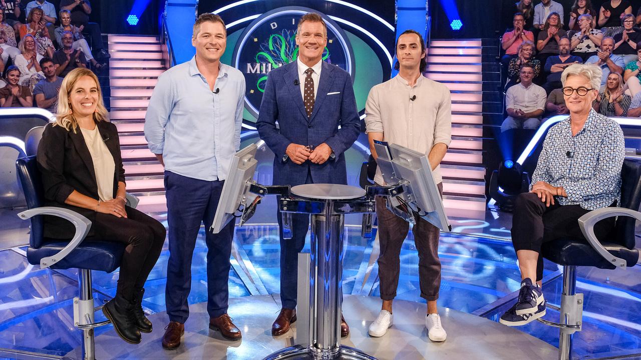 © ORF/Günther Pichlkostner "Die Millionenshow" am 11.9.2023: Katrin Wankmüller (Klagenfurt), Wolfgang Hucek (Mödling, NÖ), Armin Assinger, Jeremias Lindner (Wien), Karin Kirchner (Wien)