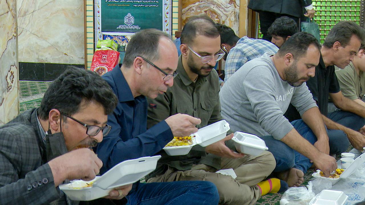 "Mein Teheran - Stadtporträt von ORF-Korrespondent Jörg Winter": Fastenbrechen im Ramadan