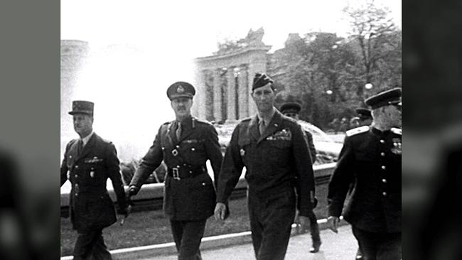 "Plötzlich International – Österreich und die Alliierten": Soldaten der alliierten Besatzungsmächte am Schwarzenbergplatz