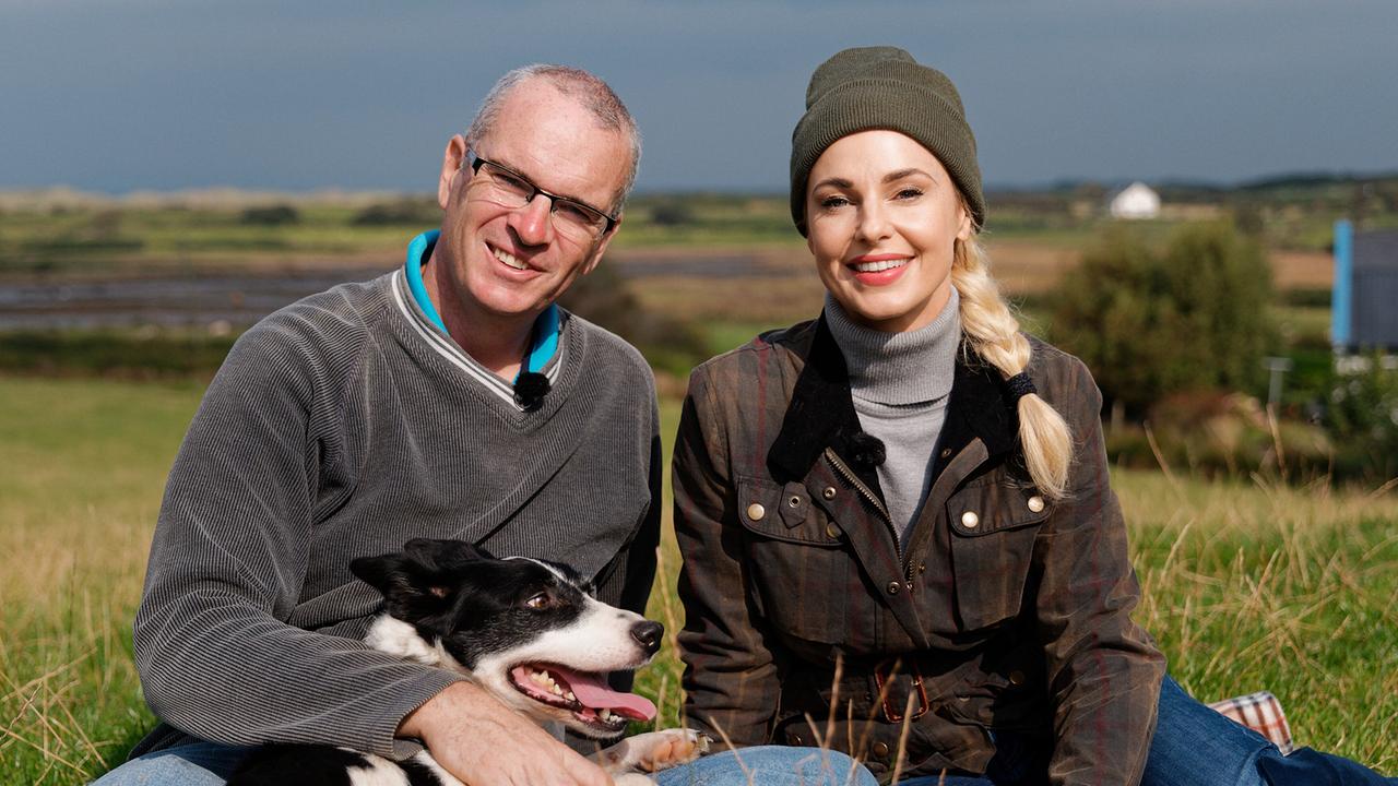 © ORF/Silvia Schneider GmbH/Juraj Melicher Silvia entdeckt: Silvia Schneider bei der Atlantic sheepdog presentation mit Martin Feeney.