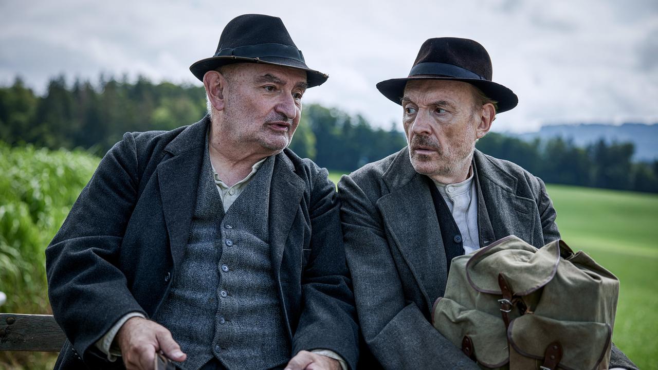 "Sturm kommt auf (1/2)": Sigi Zimmerschied (Silvan Heingeiger sr.), Josef Hader (Julius Kraus)