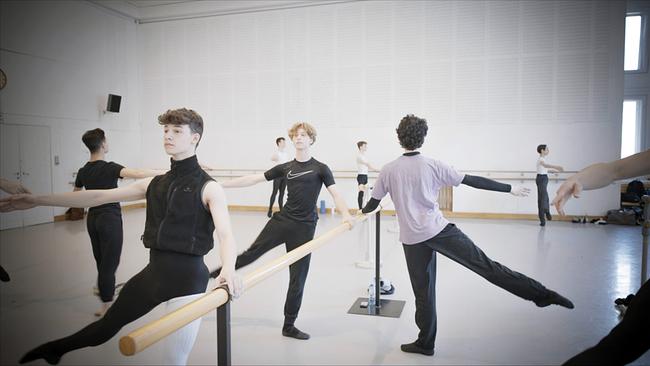 Tanz des Lebens - Die Schüler:innen der Wiener Ballettakademie