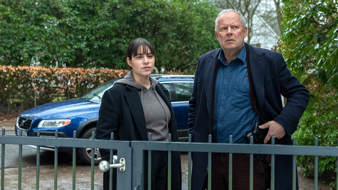 "Tatort: Borowski und das Haupt der Medusa": Almila Bagriacik (Mila Sahin), Axel MIlberg (Klaus Borowski)