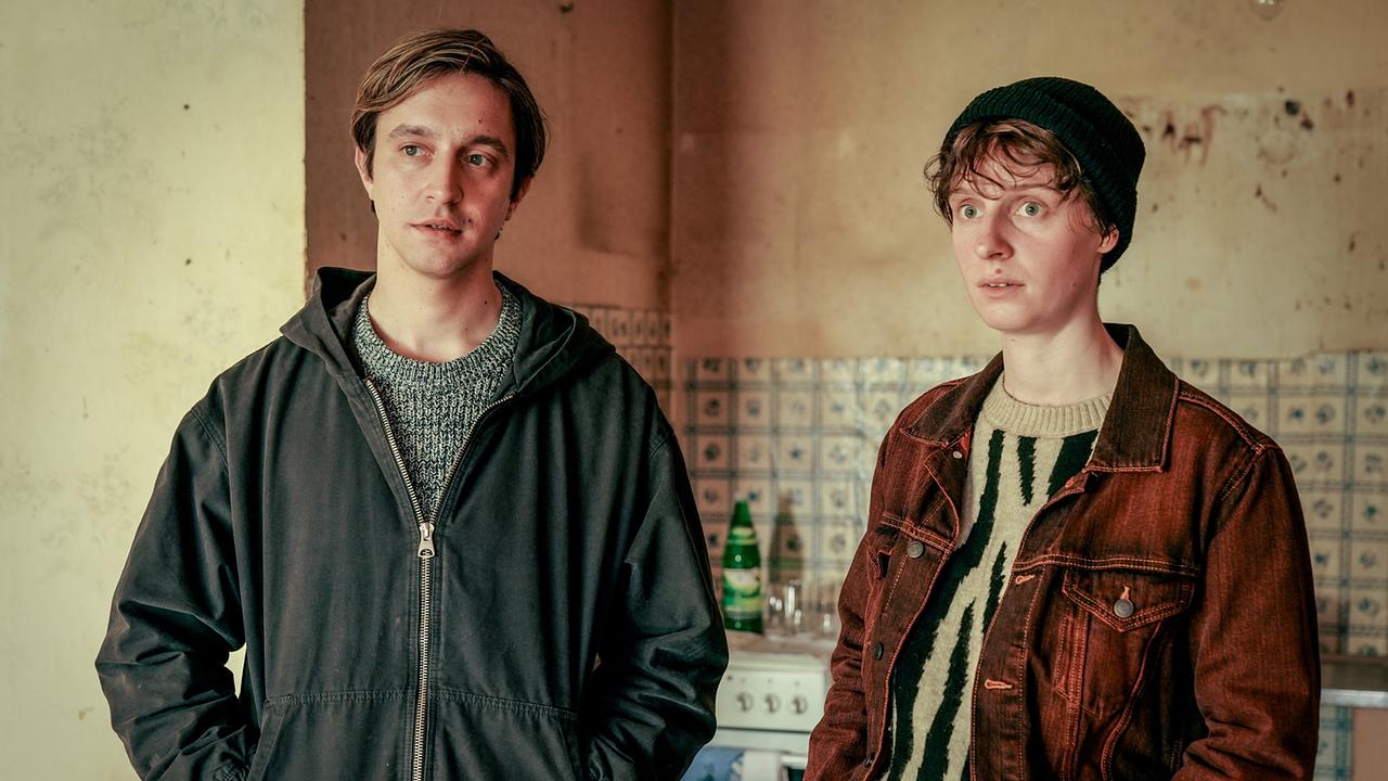 "Tatort – Wir sind nicht zu fassen": Tilman Tuppy (Jakob Volkmann), Julia Windischbauer (Katja Ralko)