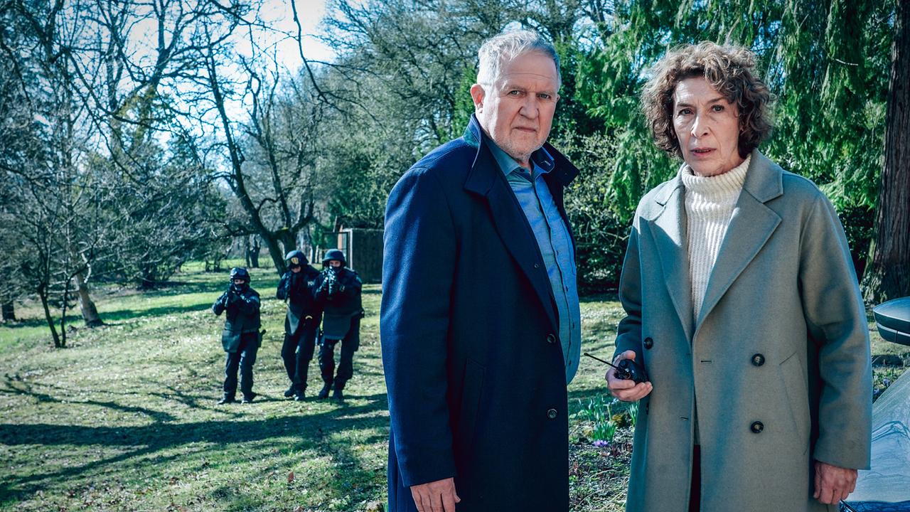 "Tatort – Wir sind nicht zu fassen": Harald Krassnitzer (Moritz Eisner), Adele Neuhauser (Bibi Fellner)