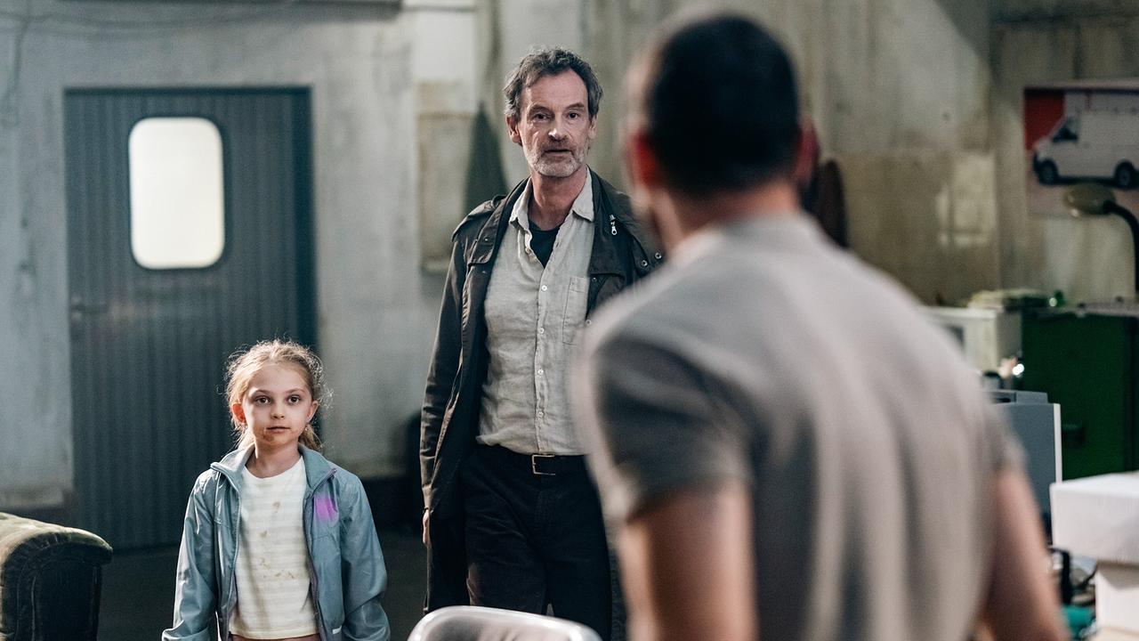 "Tatort: Feuer": Peter Faber (Jörg Hartmann, M) mit Jens Hielscher (Sebastian Zimmler) und Zoe Gebken (Tesla Tekin).