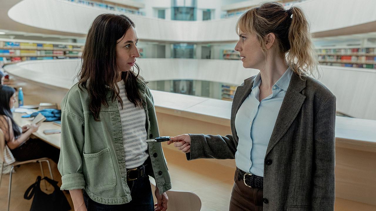 "Tatort: Rapunzel": Carol Schuler (Tessa Ott), Anna Pieri Zuercher (Isabelle Grandjean)