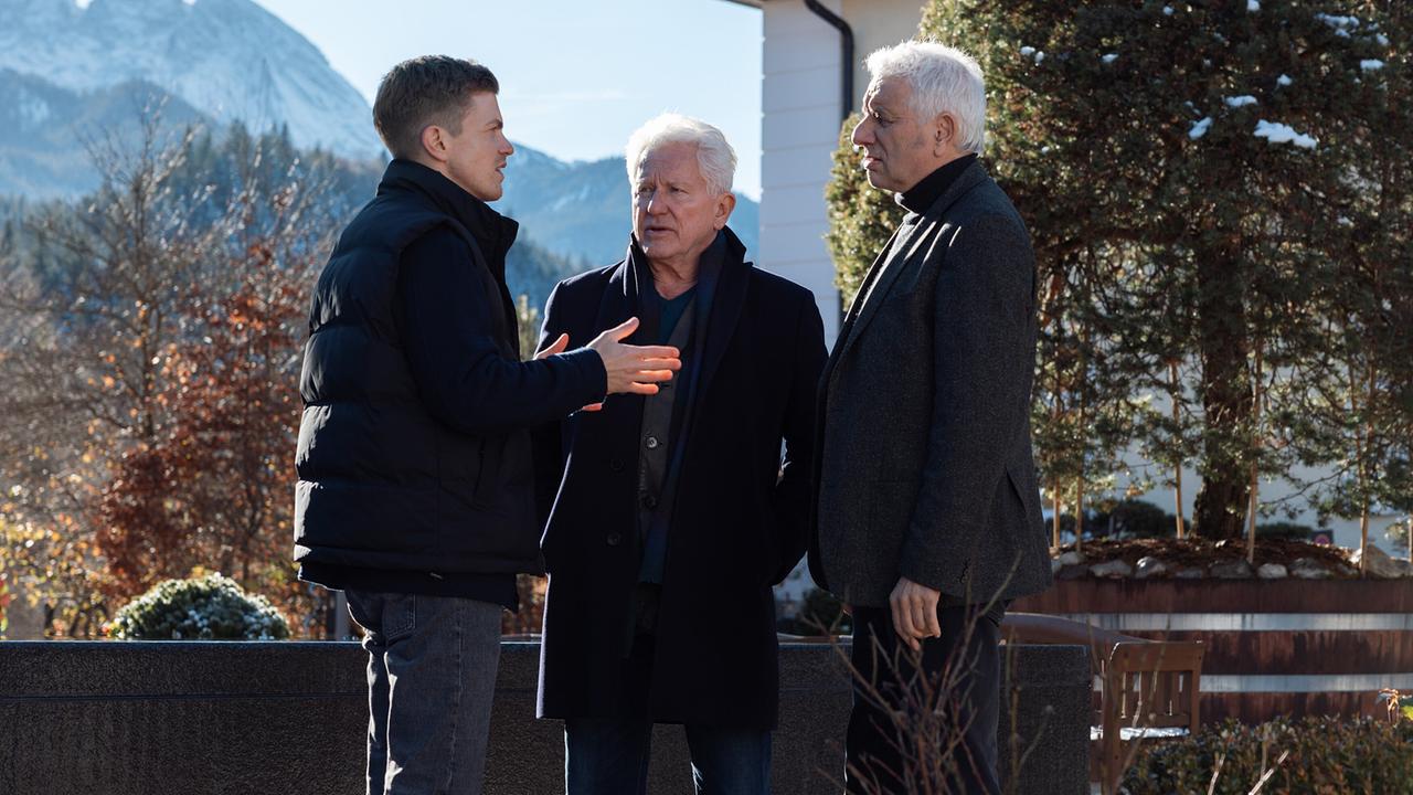 "Tatort: Zugzwang": Ferdinand Hofer (Kalli Hammermann), Miroslav Nemec (Ivo Batic), Udo Wachtveitl (Franz Leitmayr)