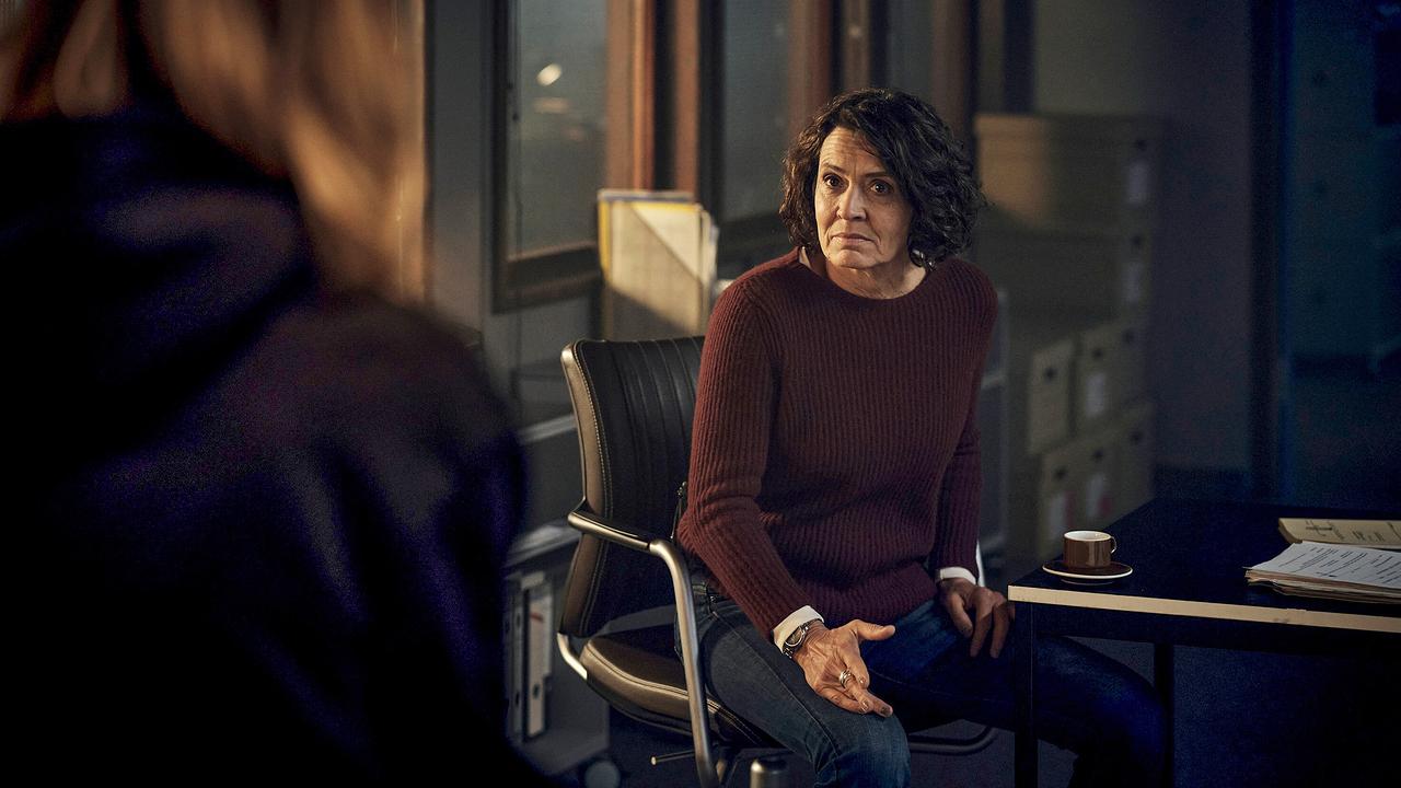 "Tatort: Der Stelzenmann": Lena Odenthal (Ulrike Folkerts) versucht, die Gedankenwelt des Täters zu durchschauen.