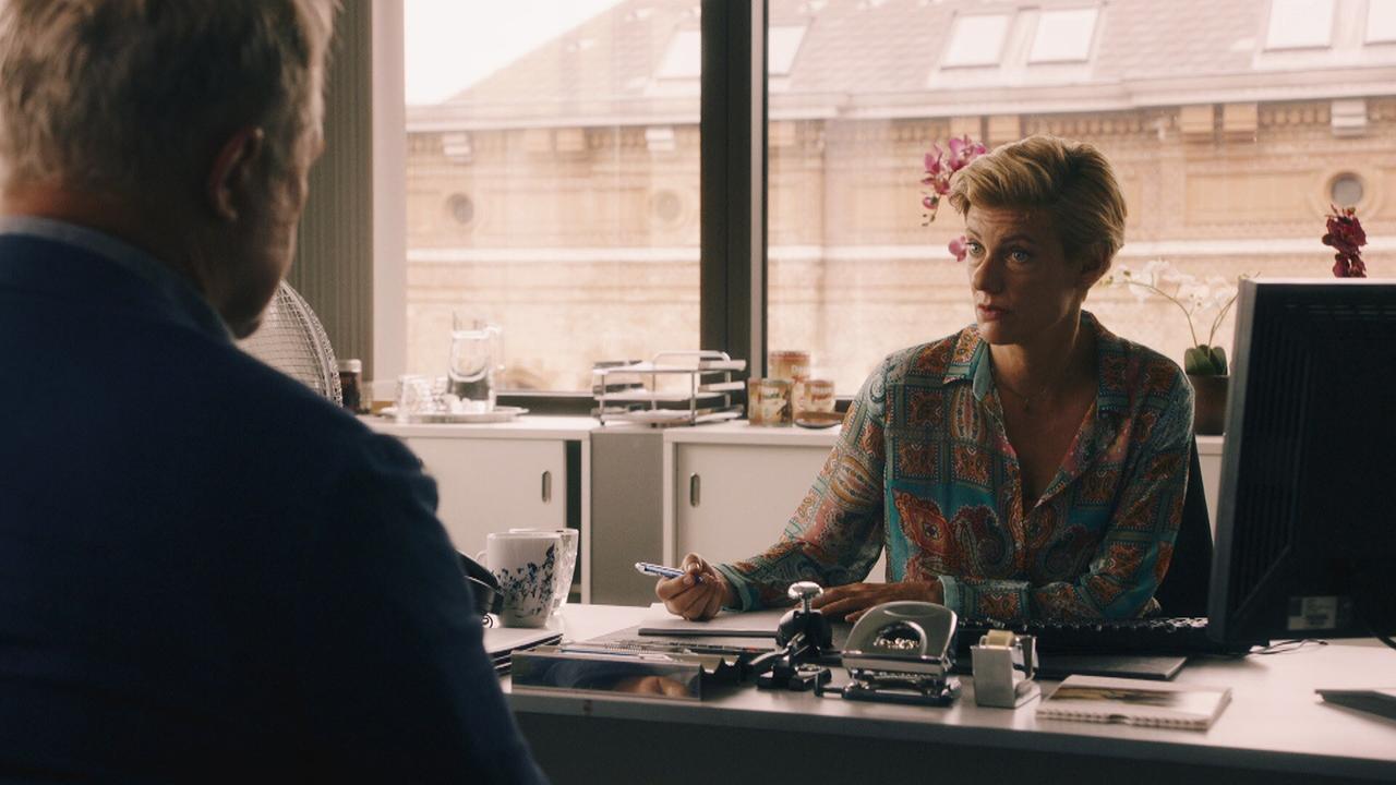 "Tatort – Verschwörung": Harald Krassnitzer (Moritz Eisner), Maria Fliri (Behördenbetreuerin)