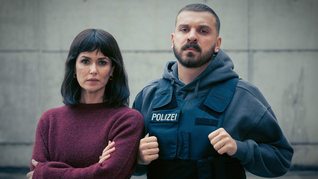 "Tatort: Dunkelheit": Melika Foroutan (Maryam Azadi), Edin Hasanovic (Hamza Kulina)