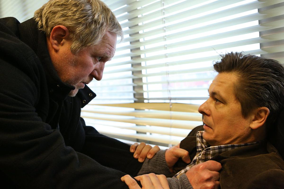 © ORF/Petro Domenigg "Tatort: Abgründe": Harald Krassnitzer (Moritz Eisner), Michael Dangl (Markus Frey)