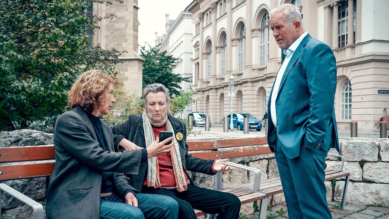 "Tatort - Bauernsterben": Adele Neuhauser (Bibi Fellner), Claudia Martini (Maria Vogler), Harald Krassnitzer (Moritz Eisner)