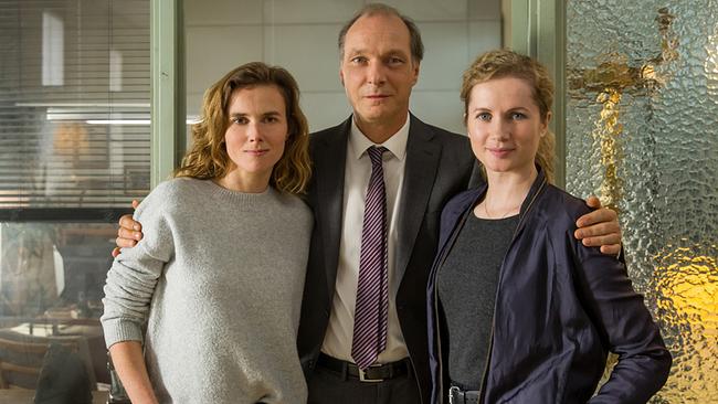 "Tatort: Das Nest": Das Dresdner Tatort-Team (v.l.): Karin Gorniak (Karin Hanczewski), Peter Michael Schnabel (Martin Brambach) und Leonie "Leo" Winkler (Cornelia Gröschel)