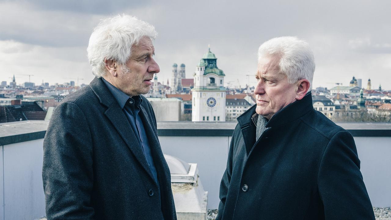 "Tatort: Dreams": Franz Leitmayr (Udo Wachtveitl) und Ivo Batic (Miroslav Nemec) wundern sich über den rätselhaften Fall.