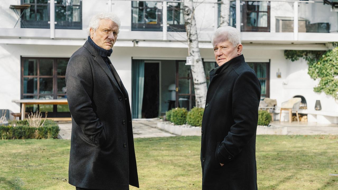 "Tatort: Dreams": Franz Leitmayr (Udo Wachtveitl) und Ivo Batic (Miroslav Nemec) fragen sich, was mit Lucy geschehen ist.