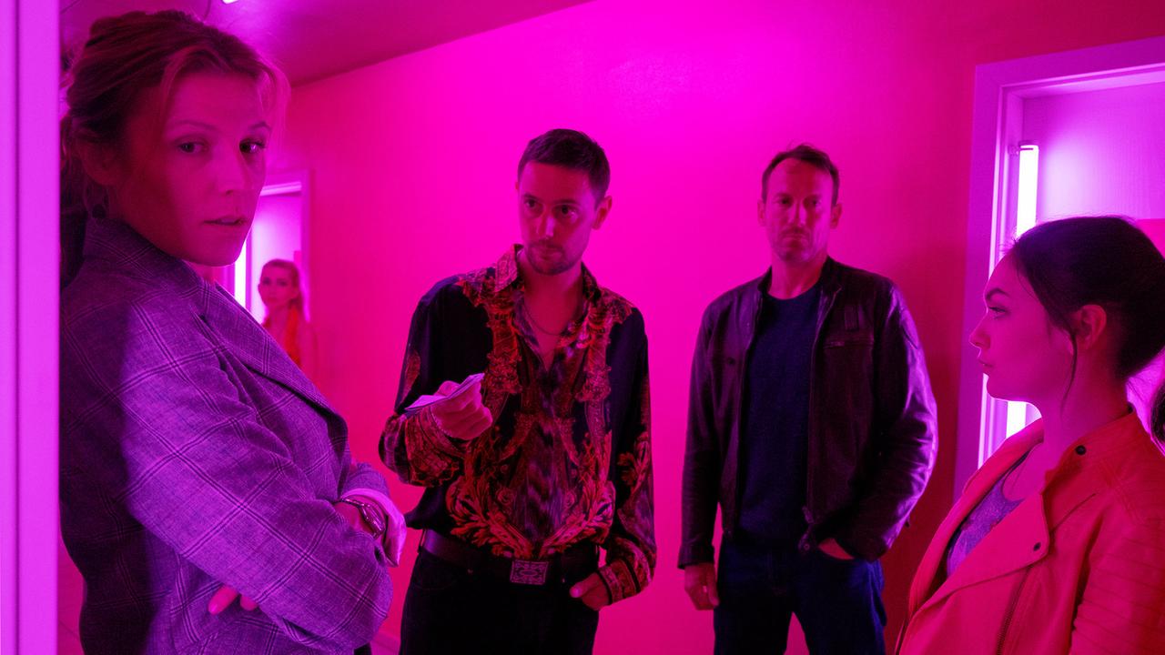 "Tatort: Die goldene Zeit": Franziska Weisz (Julia Grosz), Roland Bonjour (Roman Kainz), Wotan Wilke Möhring (Thorsten Falke), Emma Dragunova (Voica Barbu)
