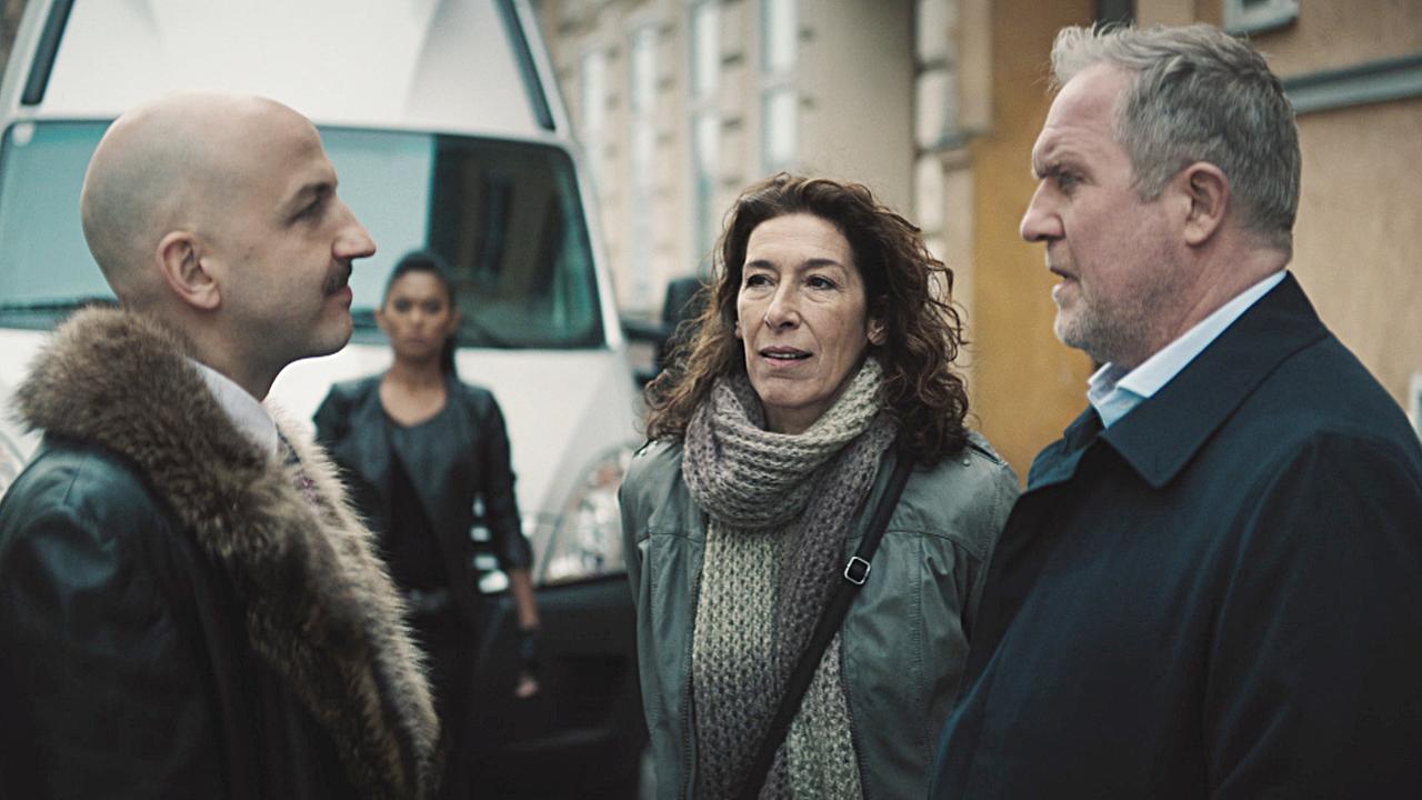 "Tatort: Die Kunst des Krieges": Michael Fuith (Andy Mittermeier), Harald Krassnitzer (Moritz Eisner),Adele Neuhauser (Bibi Fellner)