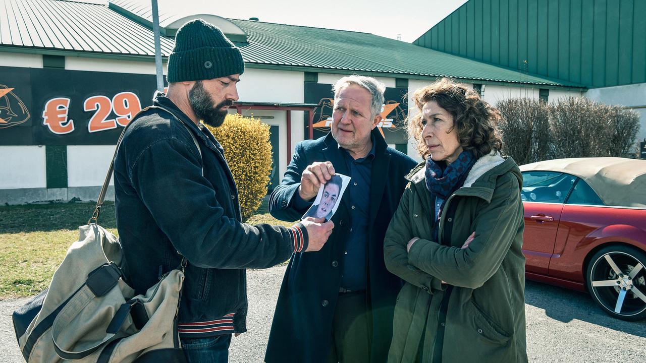 "Tatort: Pumpen": Anton Noori (Rainer Kovacs), Harald Krassnitzer (Moritz Eisner), Adele Neuhauser (Bibi Fellner)