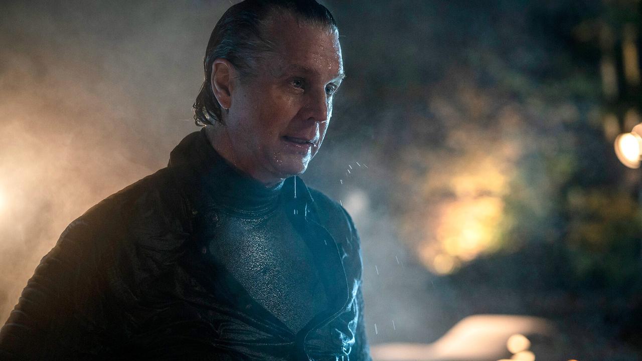 "Tatort: Vier Jahre": Wieder da: Schauspieler Moritz Seitz (Thomas Heinze) ist aus der Haft entlassen, wieder zuhause - und war trotz kühlem Wetter im Pool seines Hauses. Hier kam es vor vier Jahren bei einer Silvesterfeier zu einem Todesfall.