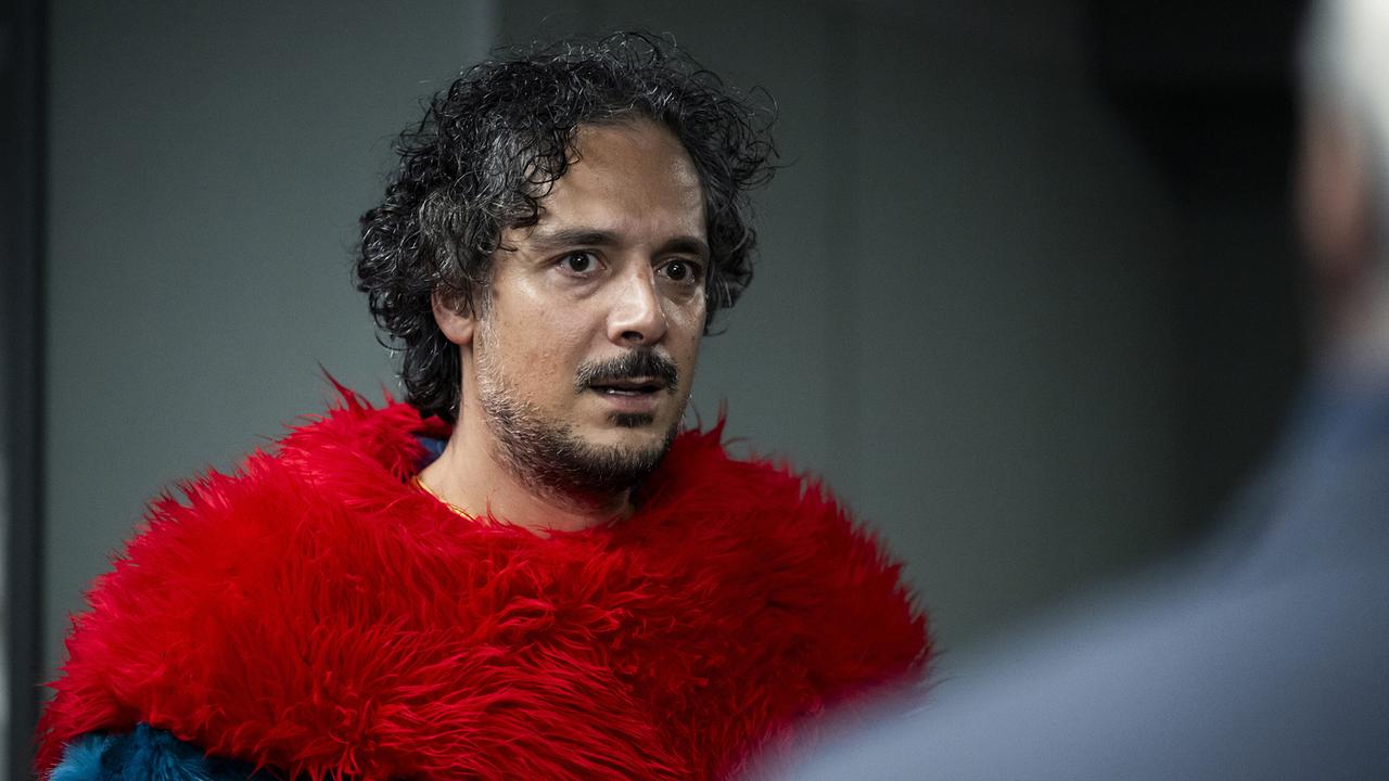 Der Puppenspieler Yassin Meret gibt zu, dass es Streit zwischen ihm und Frank Anders gab - dabei ging es auch um "seine" Figur, den Tapir.