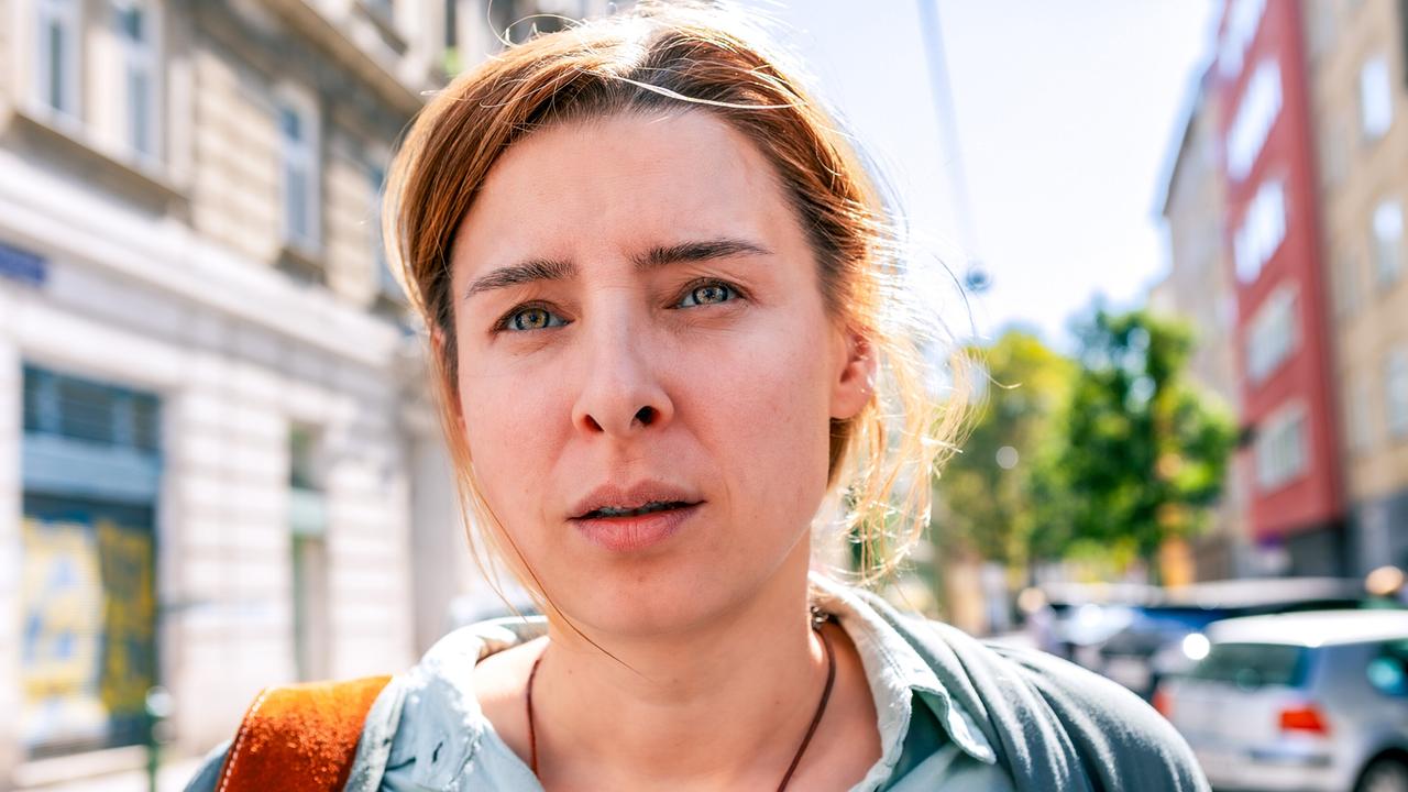 "Tiefwassertaucher unterm Dach": Martina Ebm (Annie Breuer)