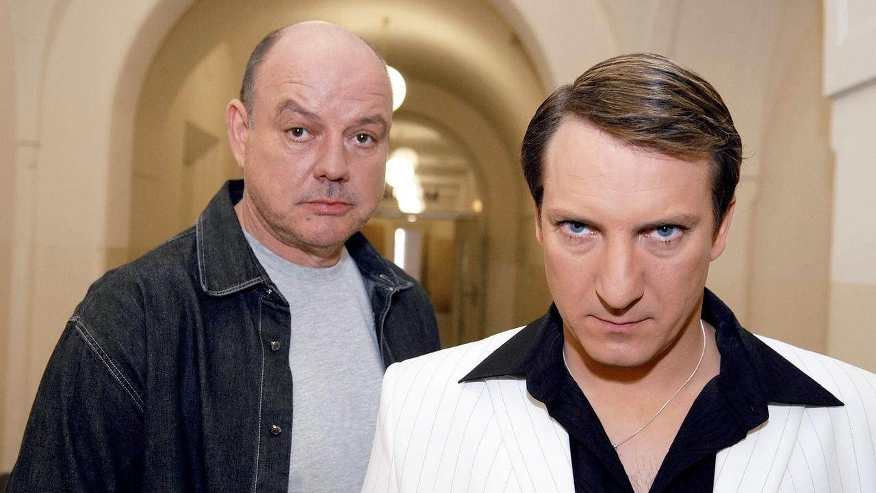 © ORF/Hubert Mican "Trautmann - Die Hanno Herz Story": Wolfgang Böck (Trautmann), Roman Palfrader (Hanno Herz)