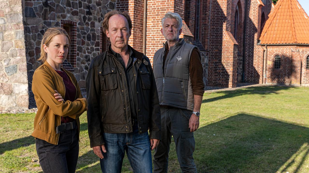 Jakob Stiller ermittelt mit seinen Kollegen Jürgen Fauth und Kira Engelmann in einem Fall.