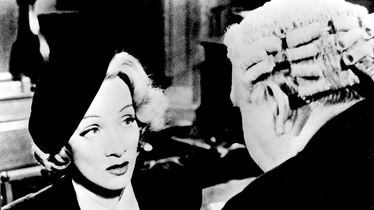 Im Bild: Marlene Dietrich, Charles Laughton.