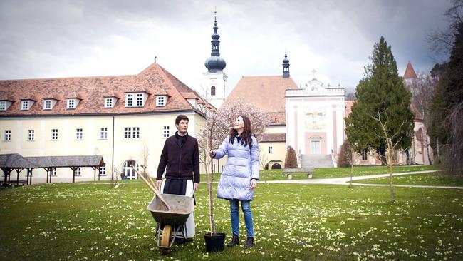 Pater Sebaldus, Maggie Entenfellner