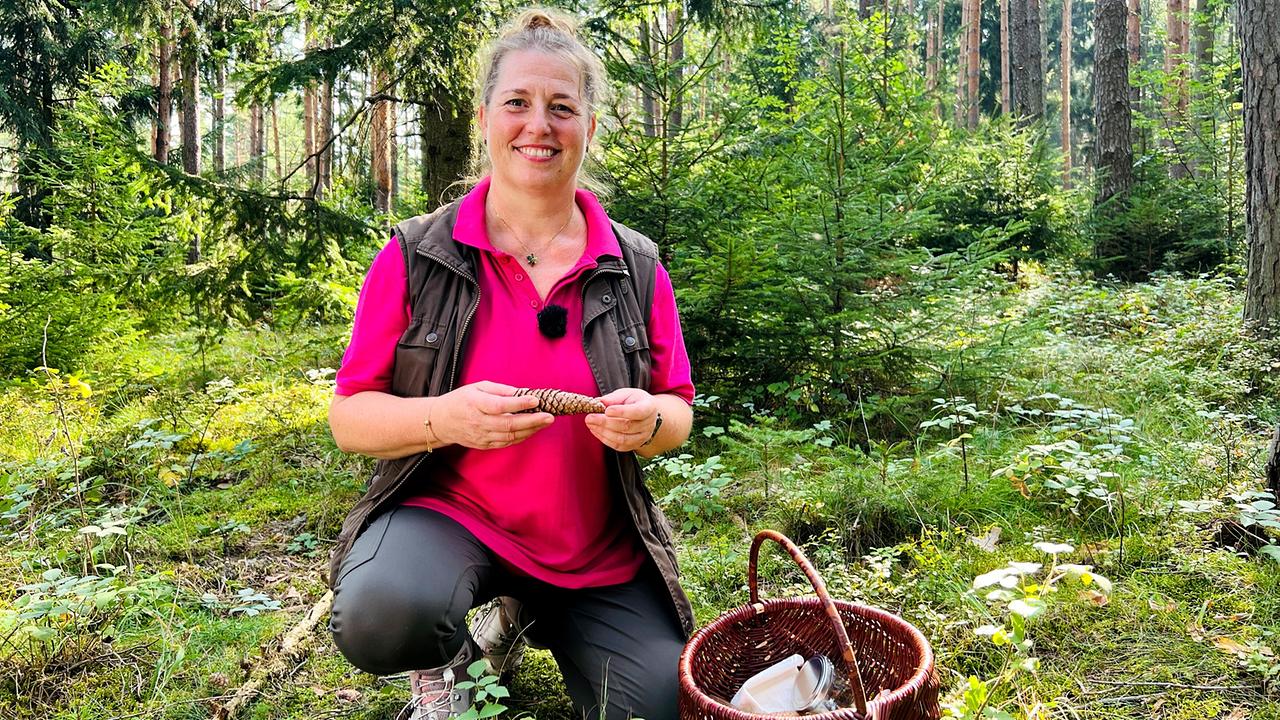 Stefanie Kratzer (Naturvermittlerin, Kräuterpädagogin, Naturpark Jauerling)