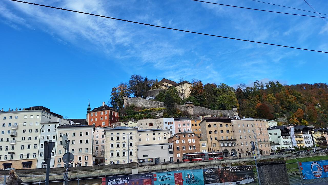 © ORF/Martin Cargnelli Kapuzinerberg Salzburg mit Kirche