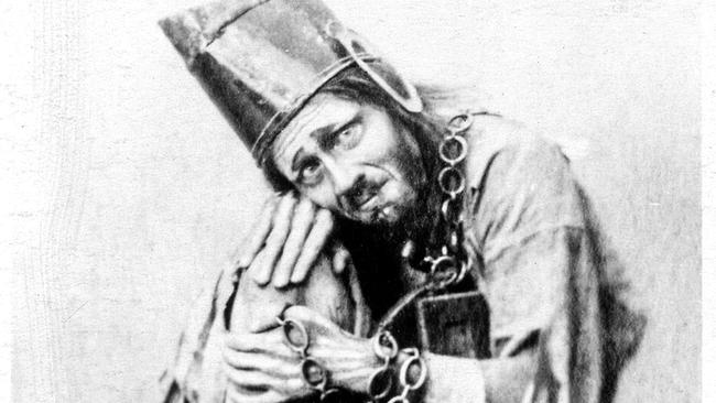 Iwan Koslowsky als Narr in Boris Godunow