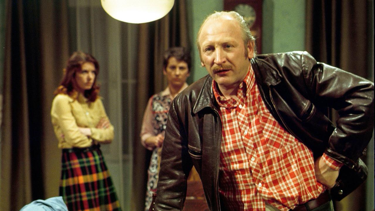 © ORF Ein echter Wiener geht nicht unter: Erika Deutinger (Hanni Sackbauer, seine Tochter), Ingrid Burkhard (Toni Sackbauer, seine Frau), Karl Merkatz (Edmund "Mundl" Sackbauer)