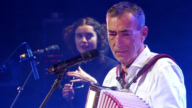 © ORF/ROBERT PÖCKSTEINER Hubert von Goisern auf der Bühne bei seinem Konzert im Salzburger Festspielhaus