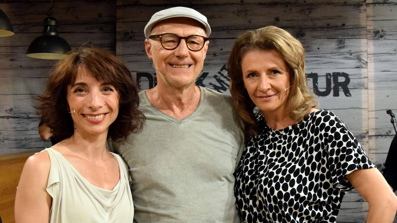 © ORF/ORF III/Livia Gruber Ruth Brauer-Kvam, Willi Resetarits, Birgit Denk.