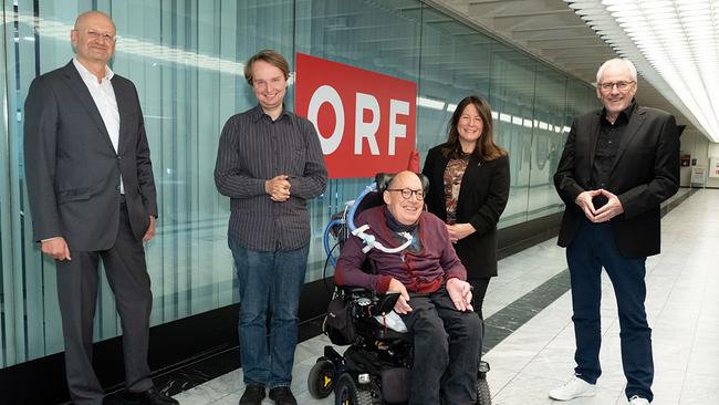 Barrierefreiheit im ORF Humanitarian Broadcasting), Lorenz Lohr, Vera Schmidt (ORF-III-Redakteurin und -Moderatorin), Pius Strobl (Leiter des ORF-Humanitarian Broadcasting).